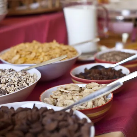 Am Braunen Hirsch 3*