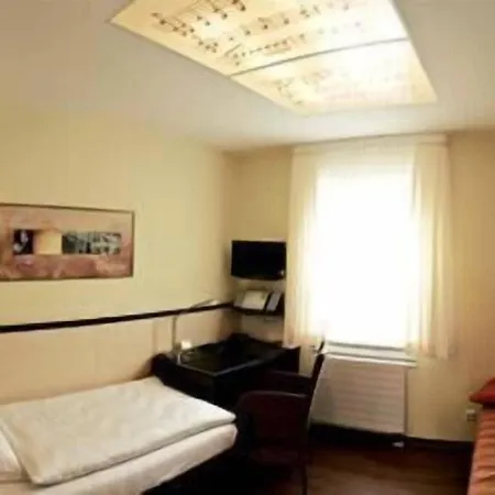 Am Braunen Hirsch 3* Celle