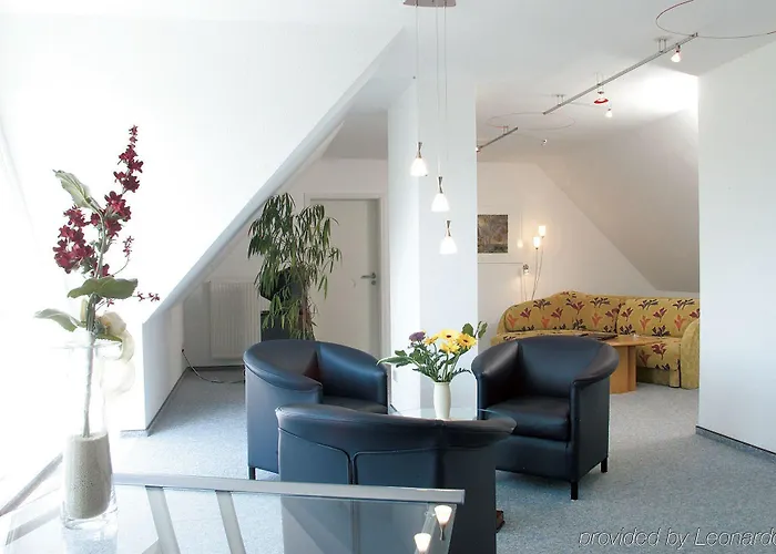 Am Braunen Hirsch 3*